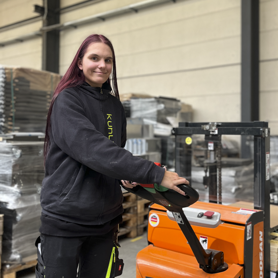Ausbildung zur Fachkraft Lagerlogistik bei Kuhlmann